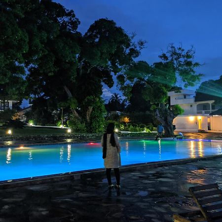 Amaan Ocean Hotel Kihinani Bububu Esterno foto