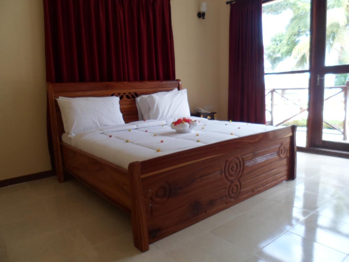 Amaan Ocean Hotel Kihinani Bububu Esterno foto