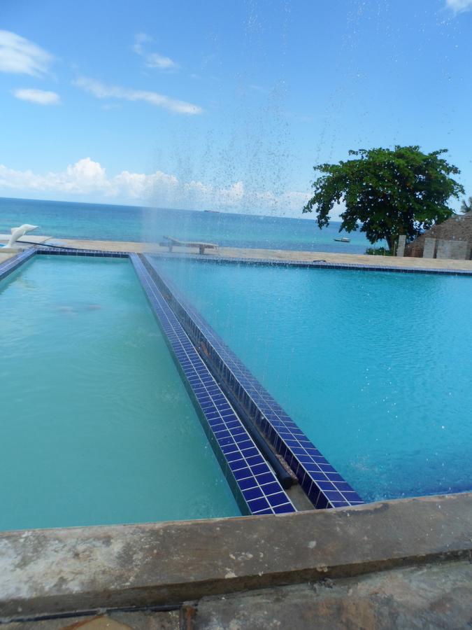 Amaan Ocean Hotel Kihinani Bububu Esterno foto