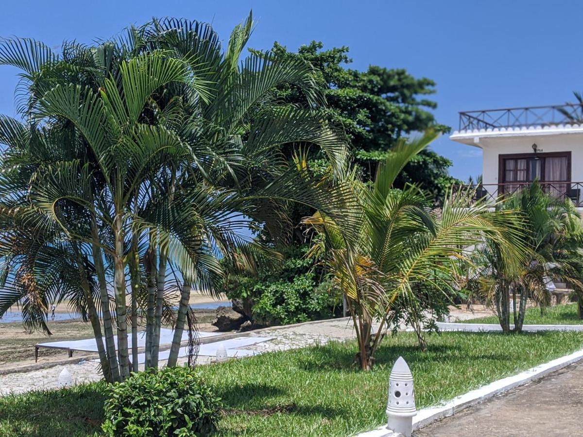 Amaan Ocean Hotel Kihinani Bububu Esterno foto