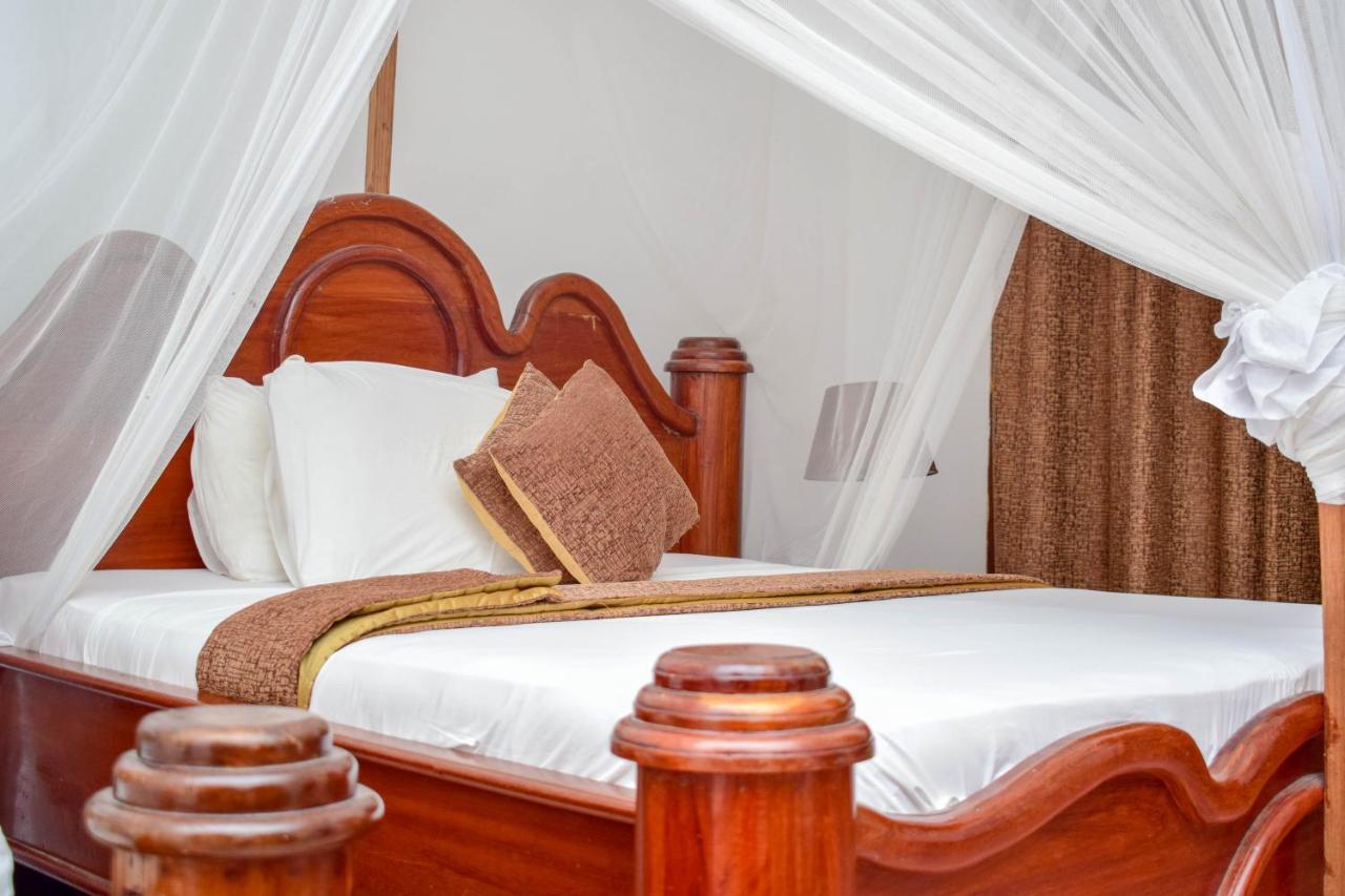 Amaan Ocean Hotel Kihinani Bububu Esterno foto