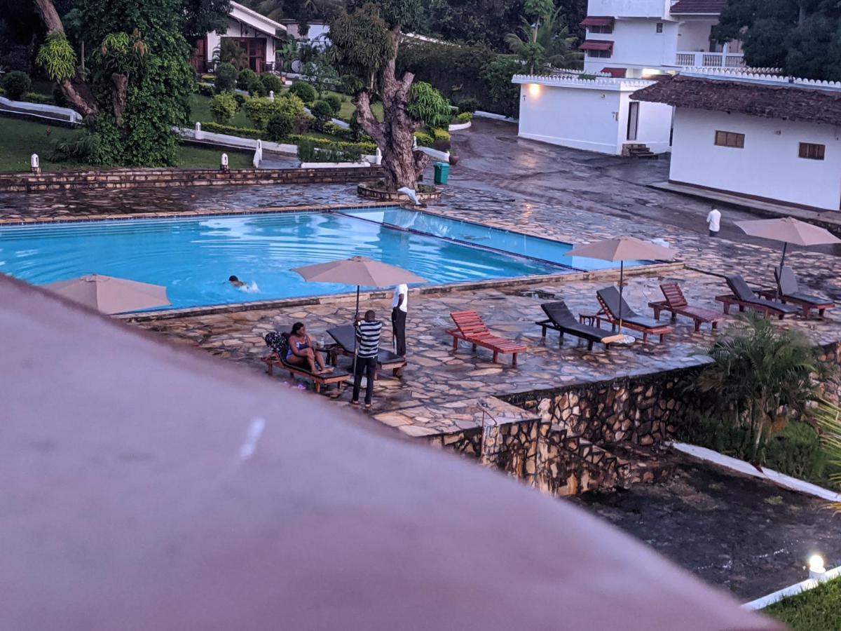 Amaan Ocean Hotel Kihinani Bububu Esterno foto